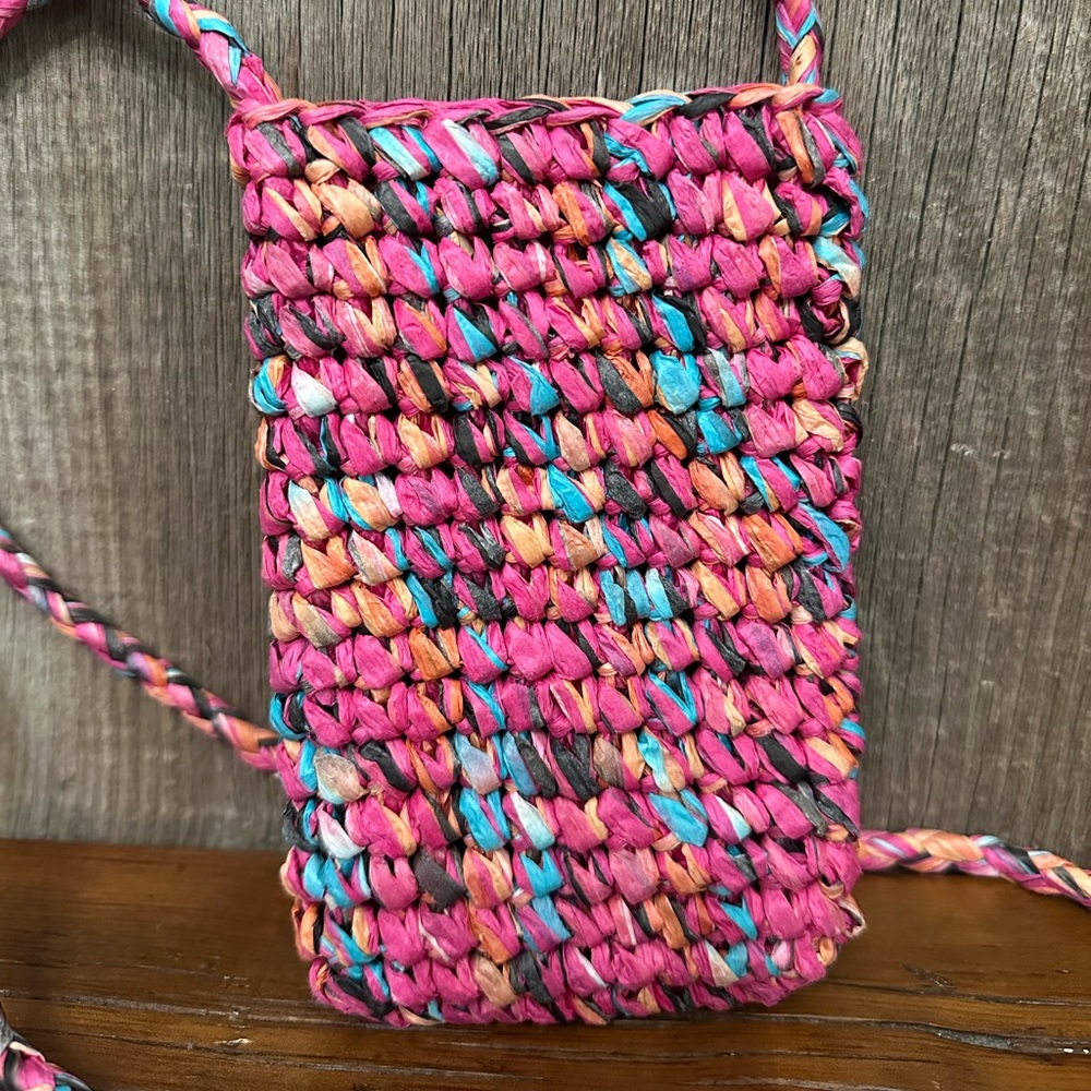 NWOT Old Navy Straw-Paper Crochet Crossbody Bag in Pink Multicolor - Picture 5 of 13